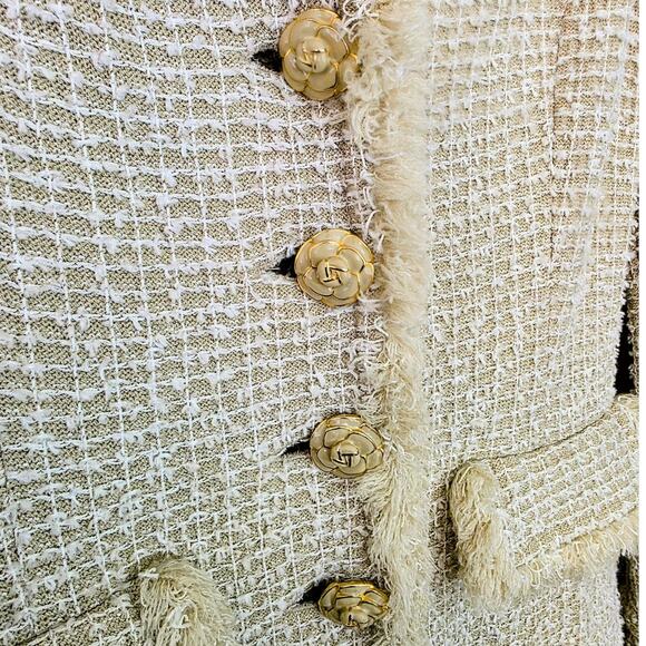 St. John Tweed Fringe Knit Rose Button Front Shoulder Pad Tailored Blazer Jacket - Picture 8 of 9